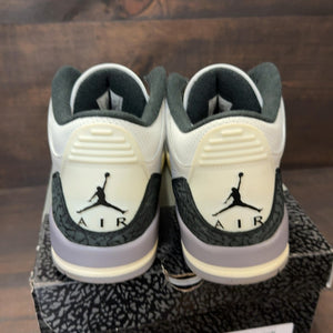 Jordan 3 Retro Cement Grey - Image 4