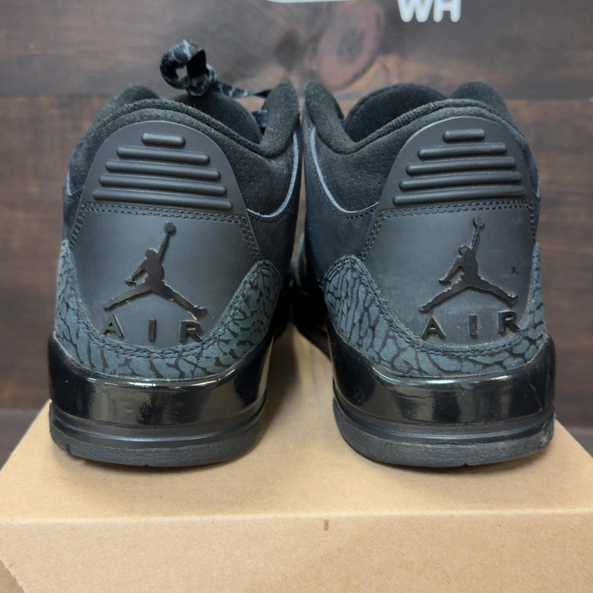 Jordan 3 Retro Black Cat (2025) Size 11 (Pre-Owned) - Image 8