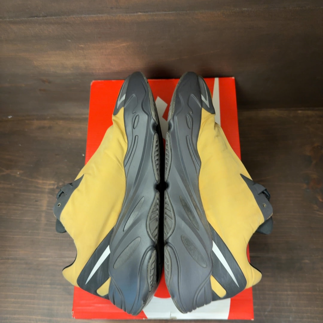 adidas Yeezy Boost 700 MNVN Honey Flux Size 10.5 (Pre-Owned) - Image 6