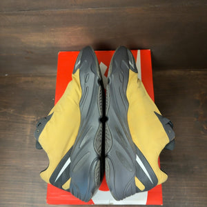 adidas Yeezy Boost 700 MNVN Honey Flux Size 10.5 (Pre-Owned) - Image 6