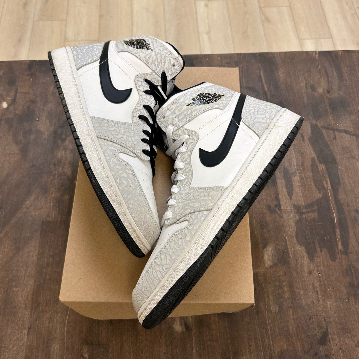 Jordan 1 Retro White Elephant Print Size 12 (Pre-Owned) - Image 1