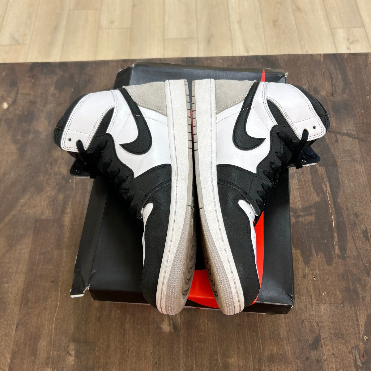 Jordan 1 Retro High OG Bleached Coral - Image 3