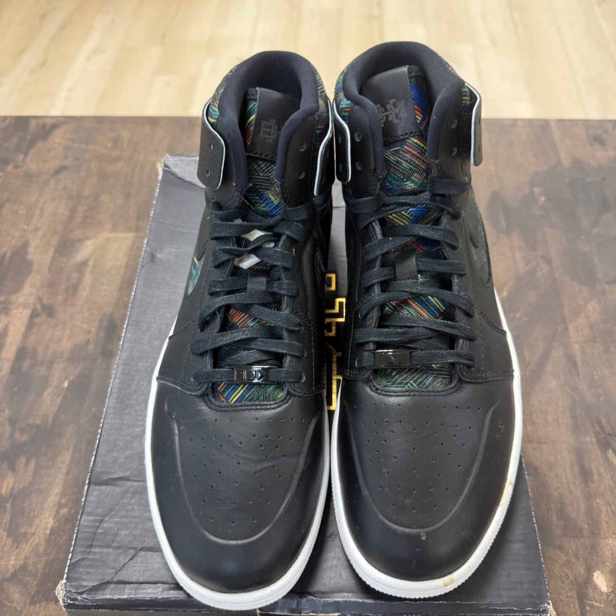 Jordan 1 Retro Nouveau BHM (2016) - Image 2