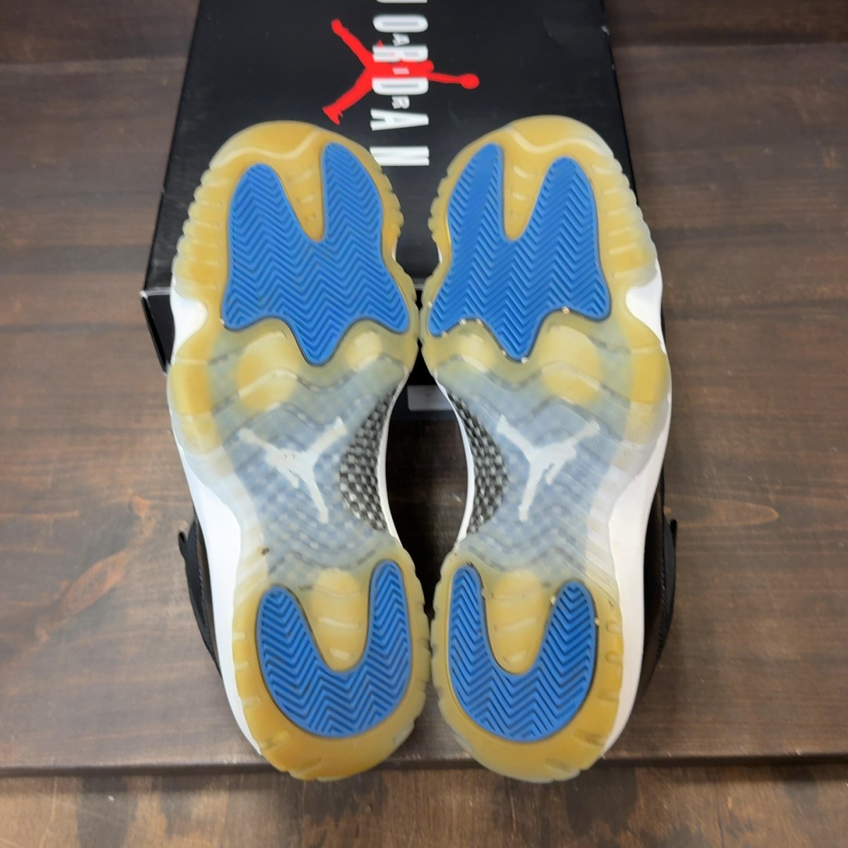Jordan 11 Retro Low Space Jam - Image 8
