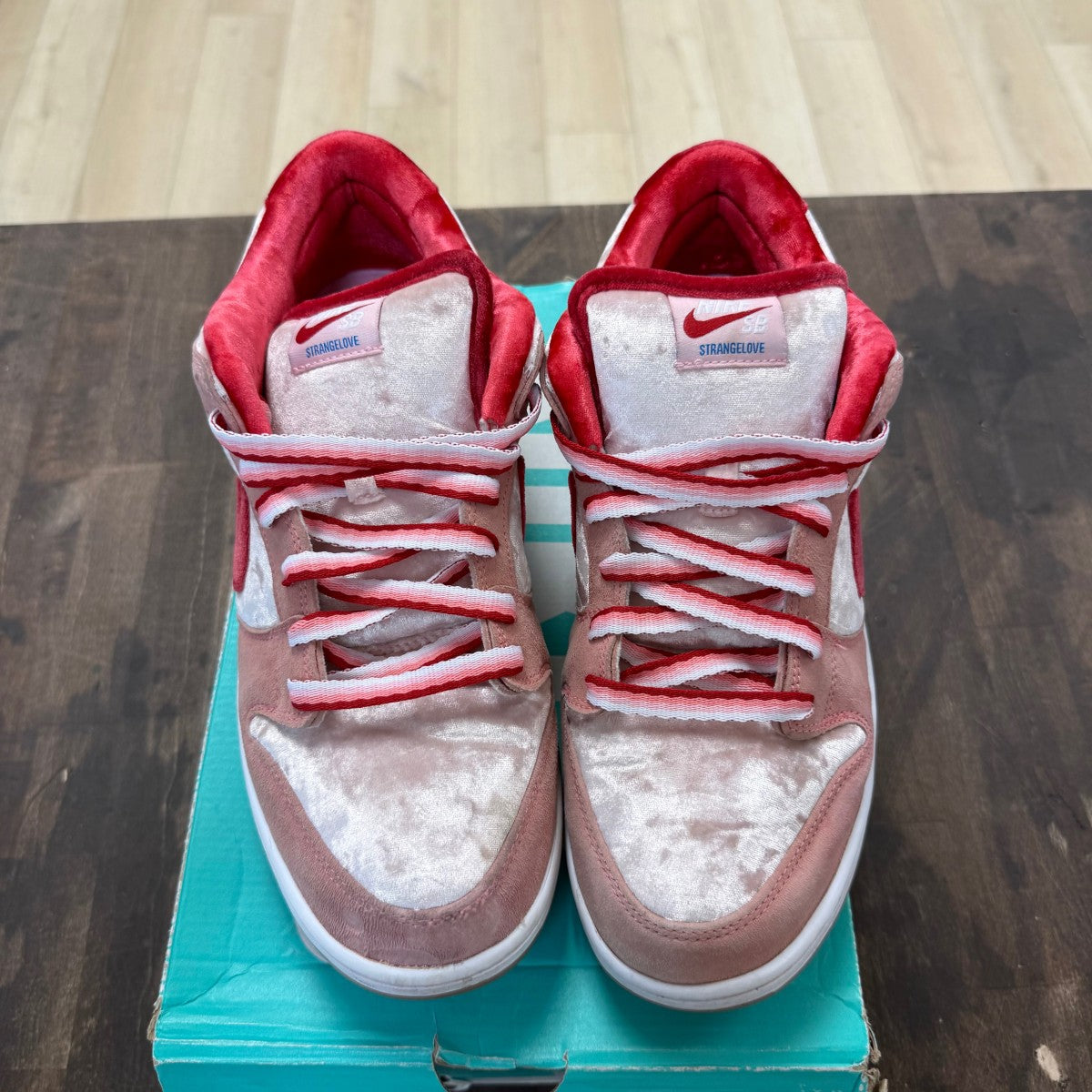 Nike SB Dunk Low StrangeLove Skateboards - Image 2