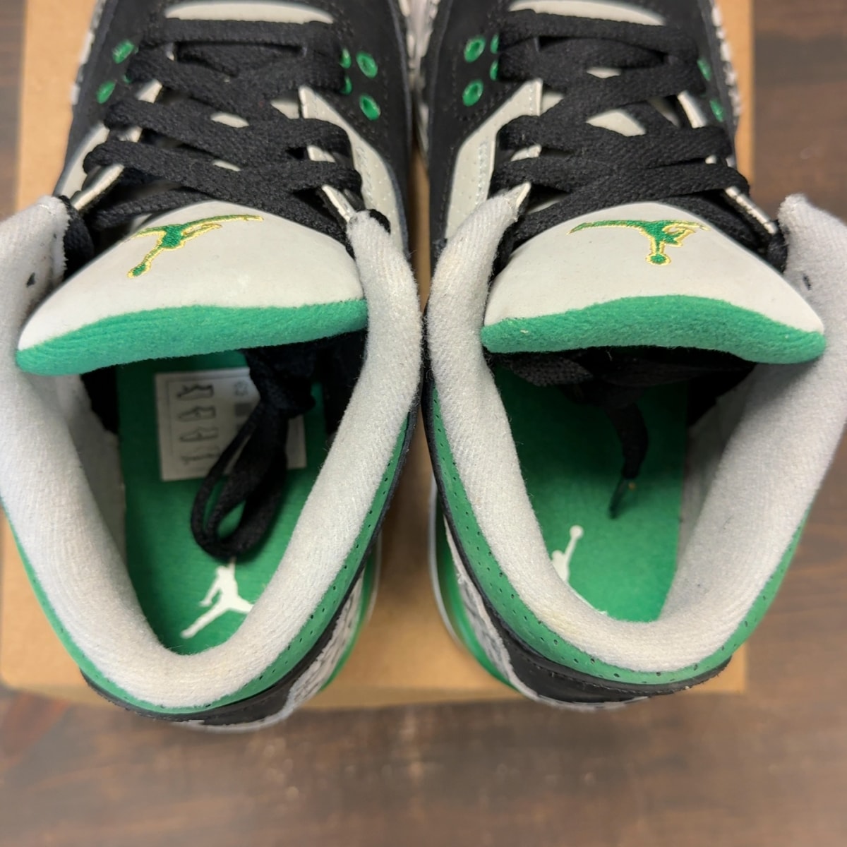 Jordan 3 Retro Pine Green (GS) Size 5.5Y (Pre-Owned) - Image 6