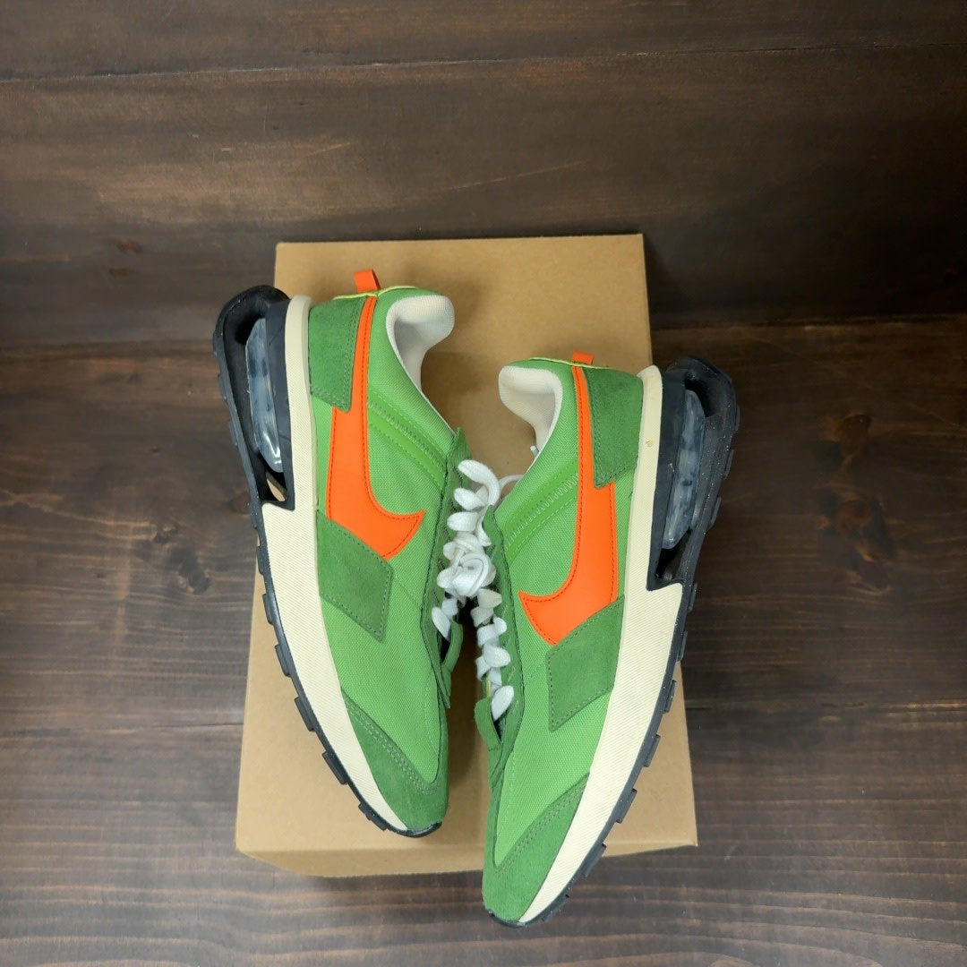 Nike Air Max Pre-Day Chlorophyll Size 7.5 (Pre-Owned) - Image 2