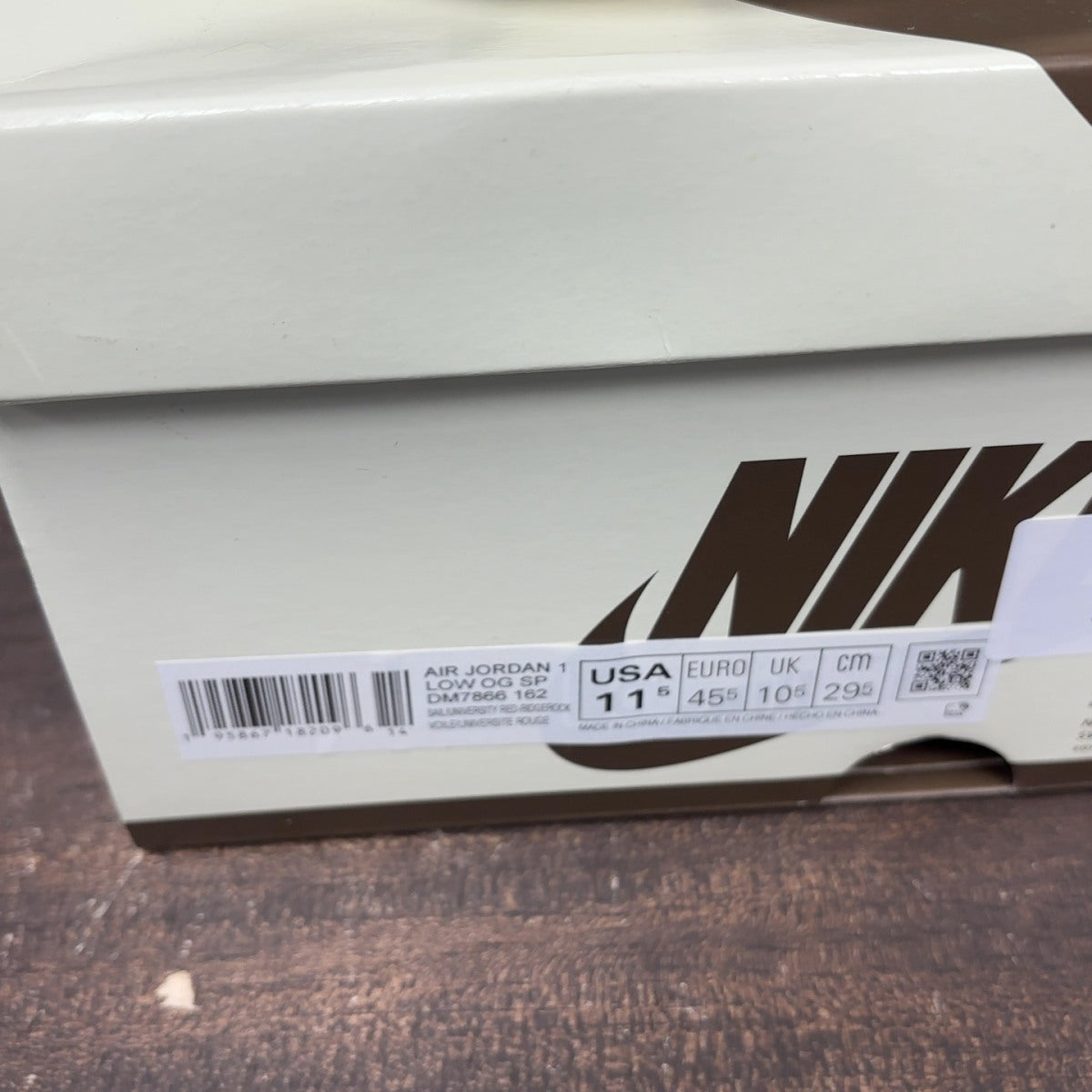 Jordan 1 Retro Low OG SP Travis Scott Reverse Mocha Size 11.5 (Pre-Owned) - Image 7
