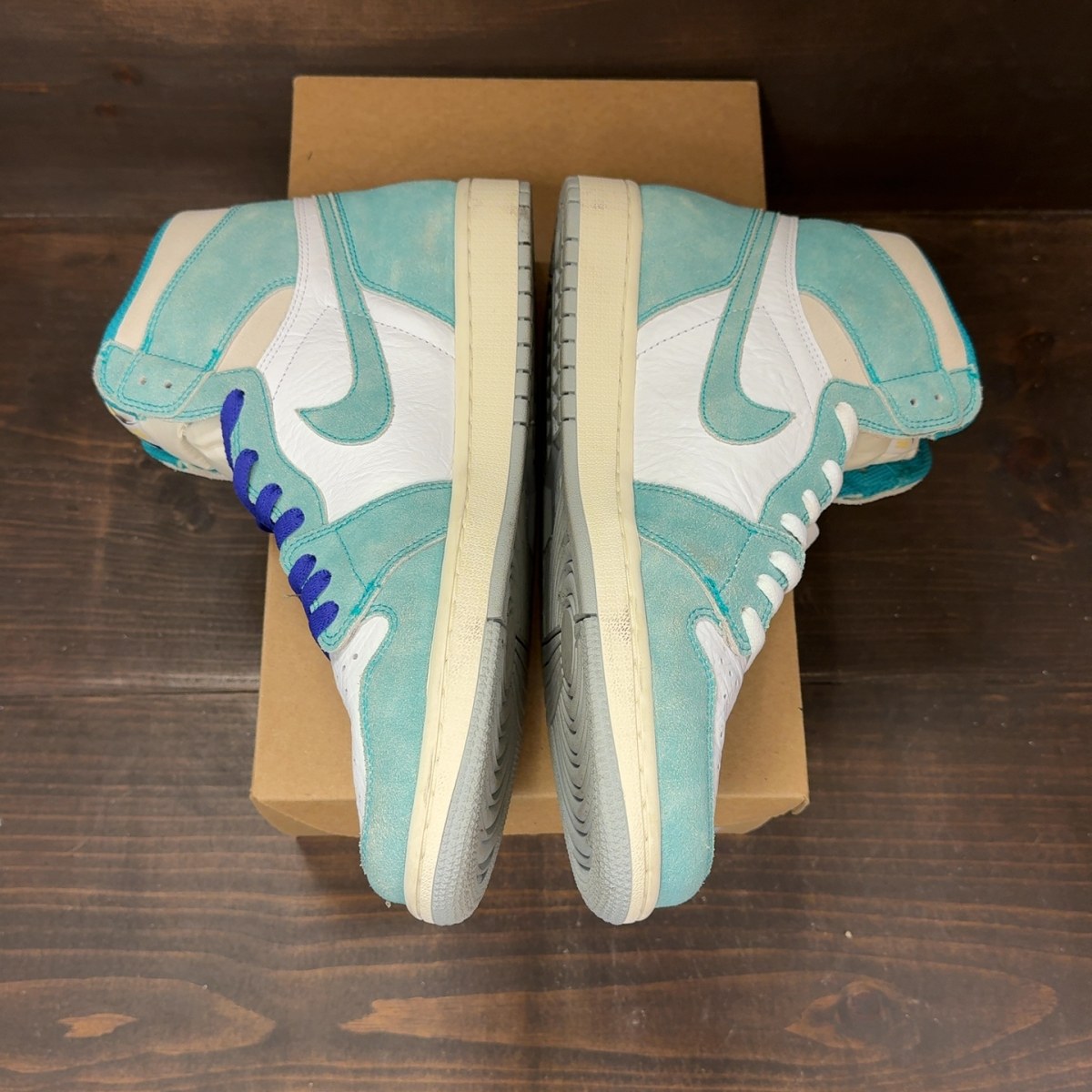 Jordan 1 Retro High Turbo Green Size 12 (Pre-Owned) - Image 4