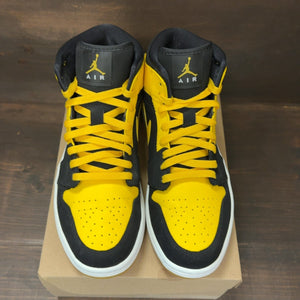 Jordan 1 Retro Mid New Love (2017) Size 9.5 (Pre-Owned) - Image 3