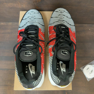 Nike Air Max Plus Striped Black White Size 12 (Pre-Owned) - Image 5