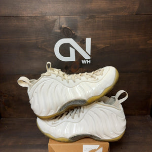 Nike Air Foamposite One White Out Size 13 (Pre-Owned) - Image 1