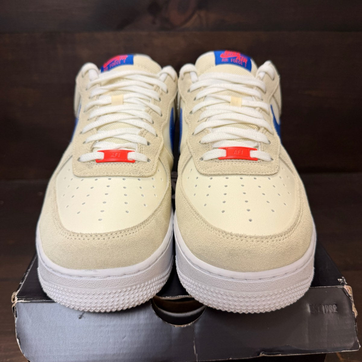 Nike Air Force 1 Low '07 LV8 Coconut Milk Hyper Royal - Image 3