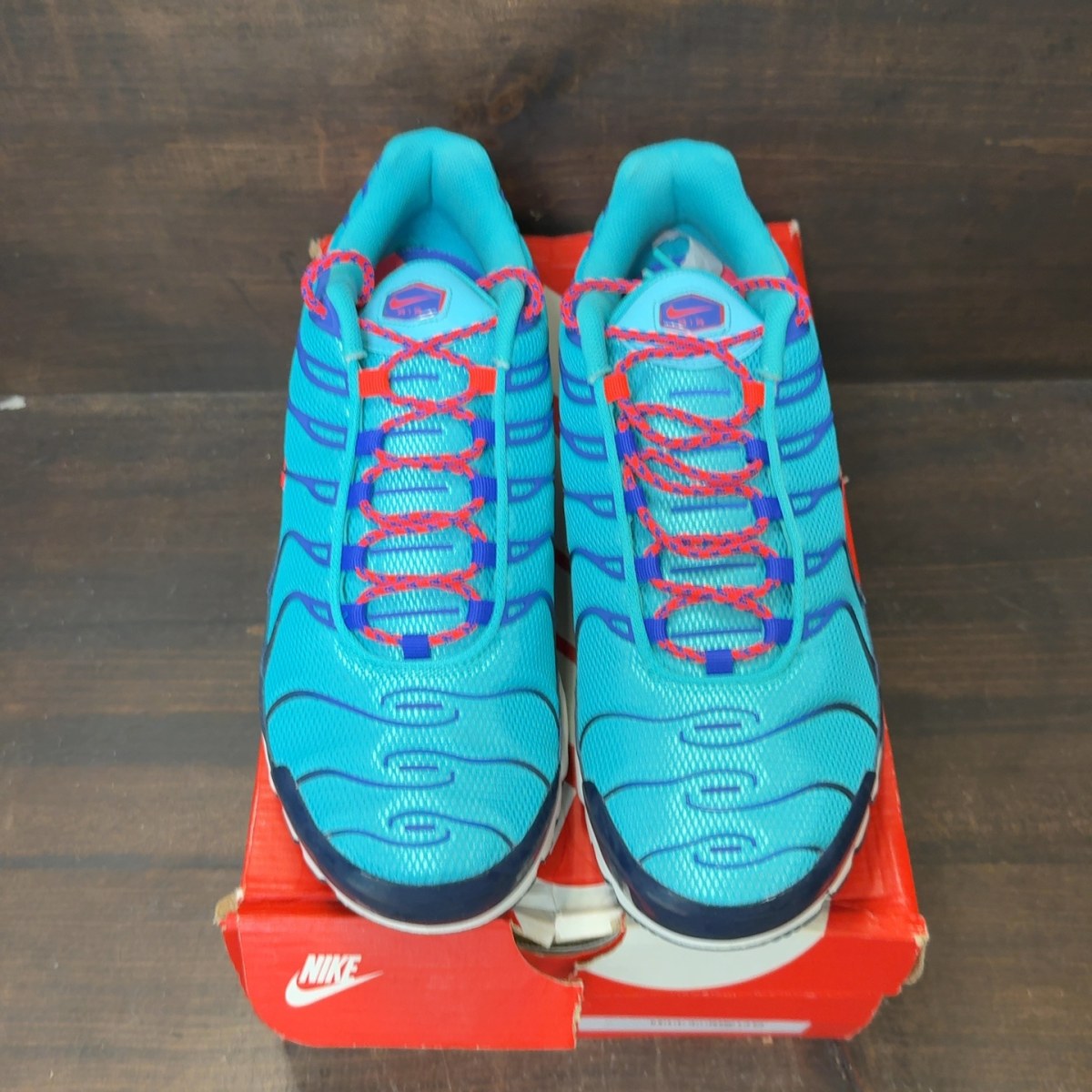 Nike Air Max Plus Discover Your Air - Image 3