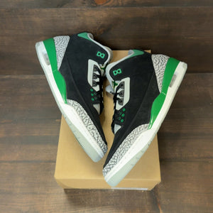 Jordan 3 Retro Pine Green Size 14 - Image 2