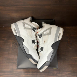 Jordan 4 Retro White Cement (2025) - Image 2