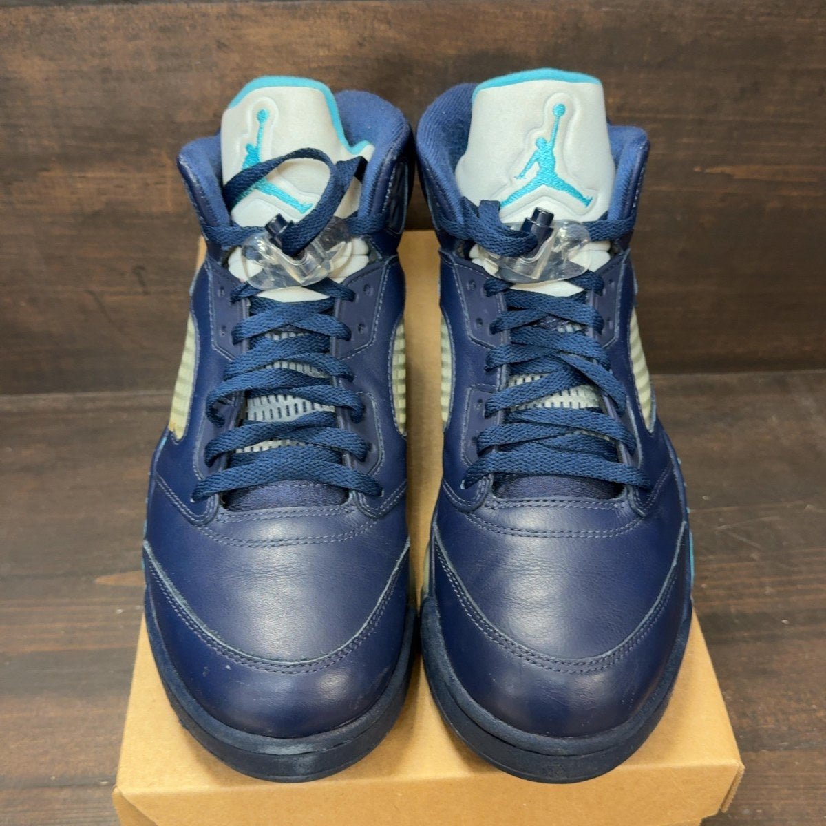 Jordan 5 Retro Pre-Grape Size 10.5 (Pre-Owned) - Image 3