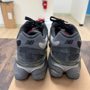 New Balance 9060 Black Castlerock Grey Size 11.5 (Pre-Owned) - Image 3