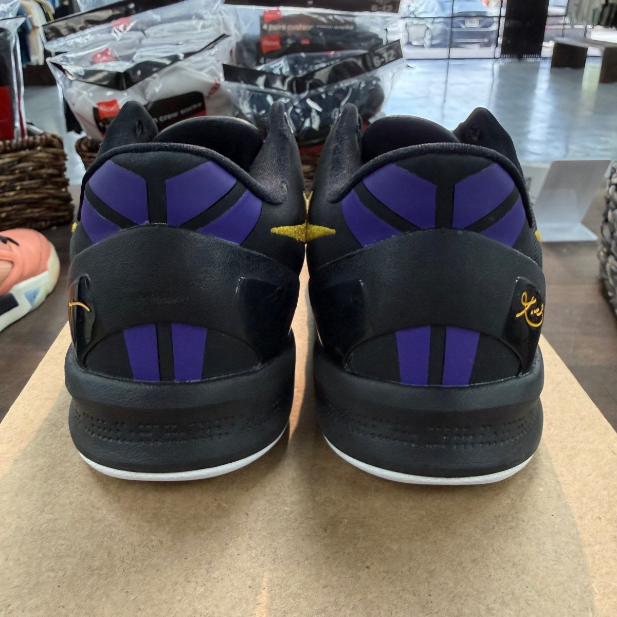 Nike Kobe 8 Protro Lakers Away Size 7 (Pre-Owned) - Image 4