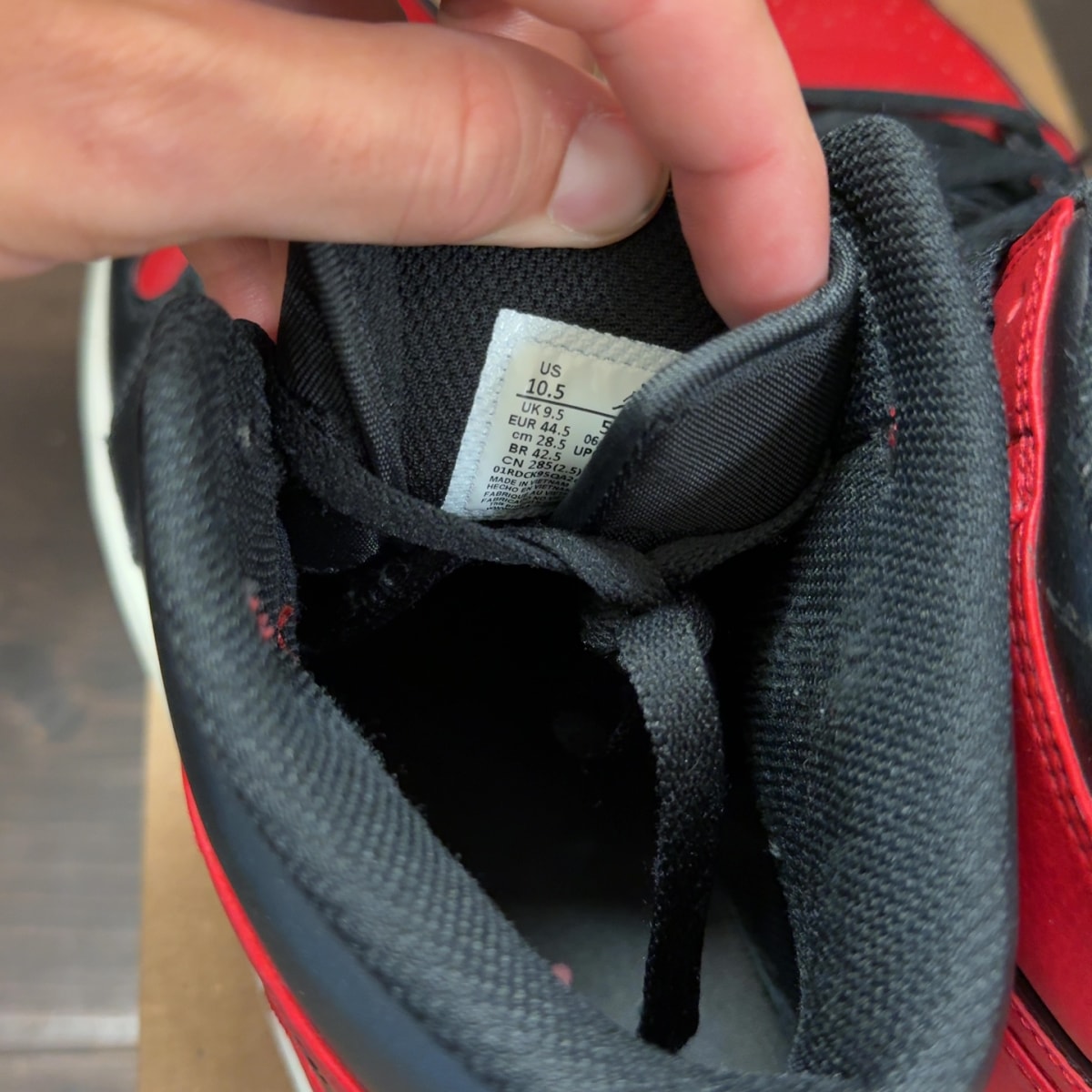 Jordan 1 Mid Banned (2020) Size 10.5 (Pre-Owned) - Image 7