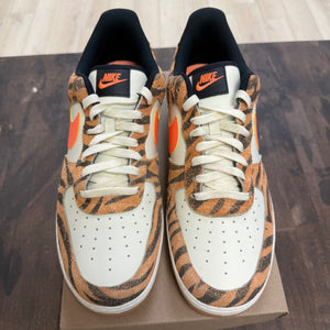Nike Air Force 1 Low Daktari Size 13 (Pre-Owned) - Image 2