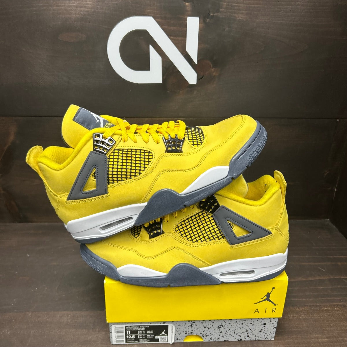 Jordan 4 Retro Lightning (2021) Size 11 (Pre-Owned) - Image 1