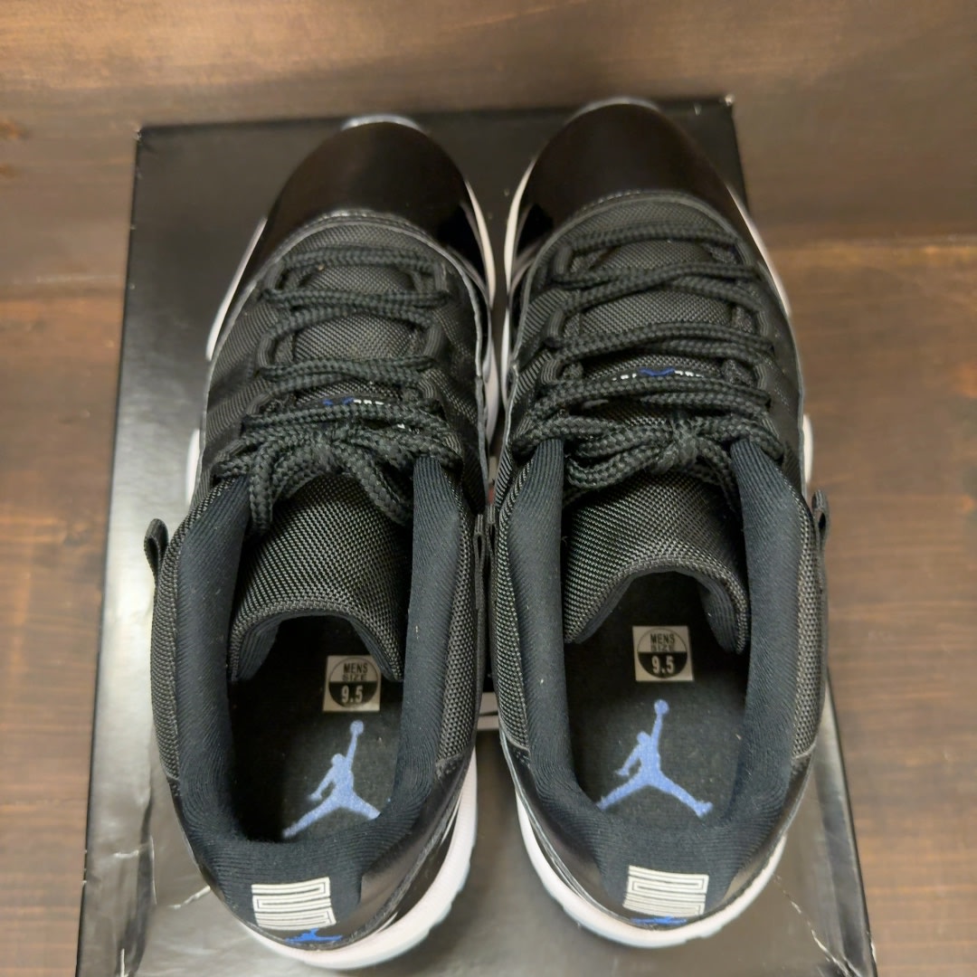 Jordan 11 Retro Low Space Jam Size 9.5 (Pre-Owned)