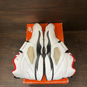 Nike Air Diamond Turf Proto '92 Atlanta Falcons Size 13 (Pre-Owned)