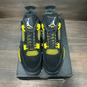 Jordan 4 Retro Thunder (2023) Size 11 (Pre-Owned) - Image 3