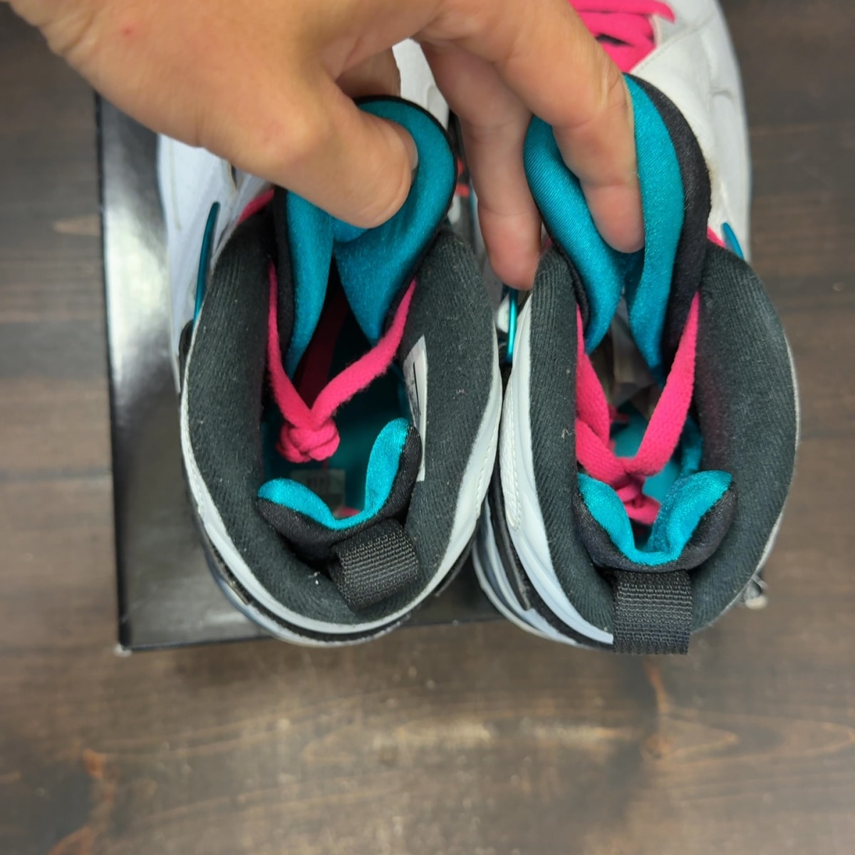 Jordan 8 Retro South Beach Size 9 (Pre-Owned) - Image 6