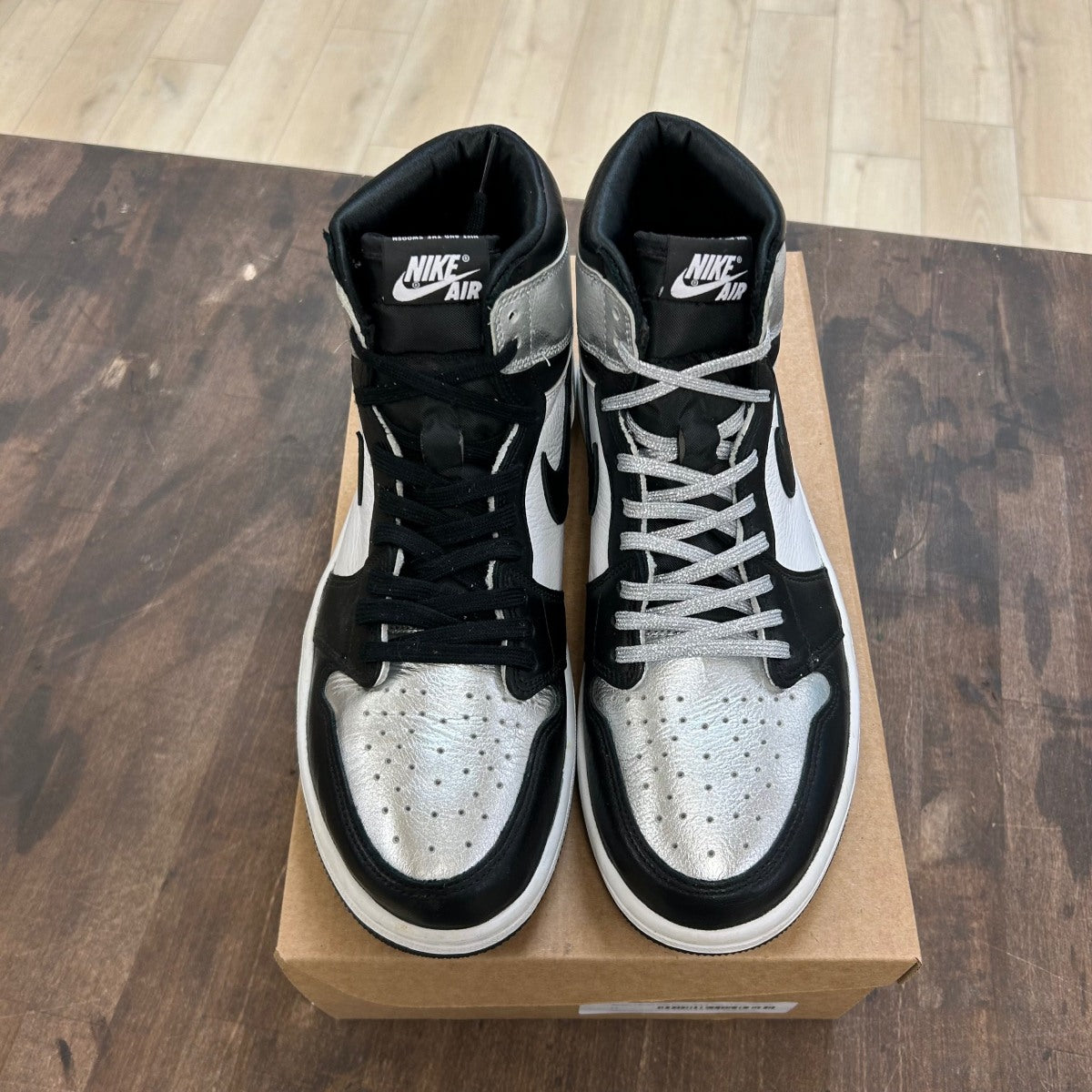 Jordan 1 Retro High Silver Toe (Women's) Size 11.5W (Pre-Owned) - Image 2