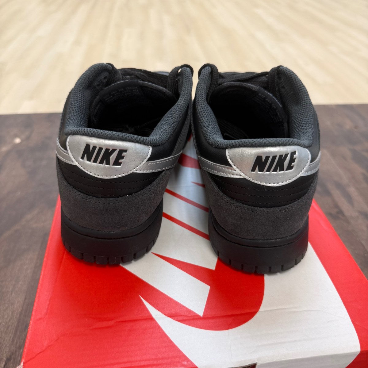 Nike Wmns Dunk Low 'Black Anthracite Silver' Size 11W (Pre-Owned) - Image 3