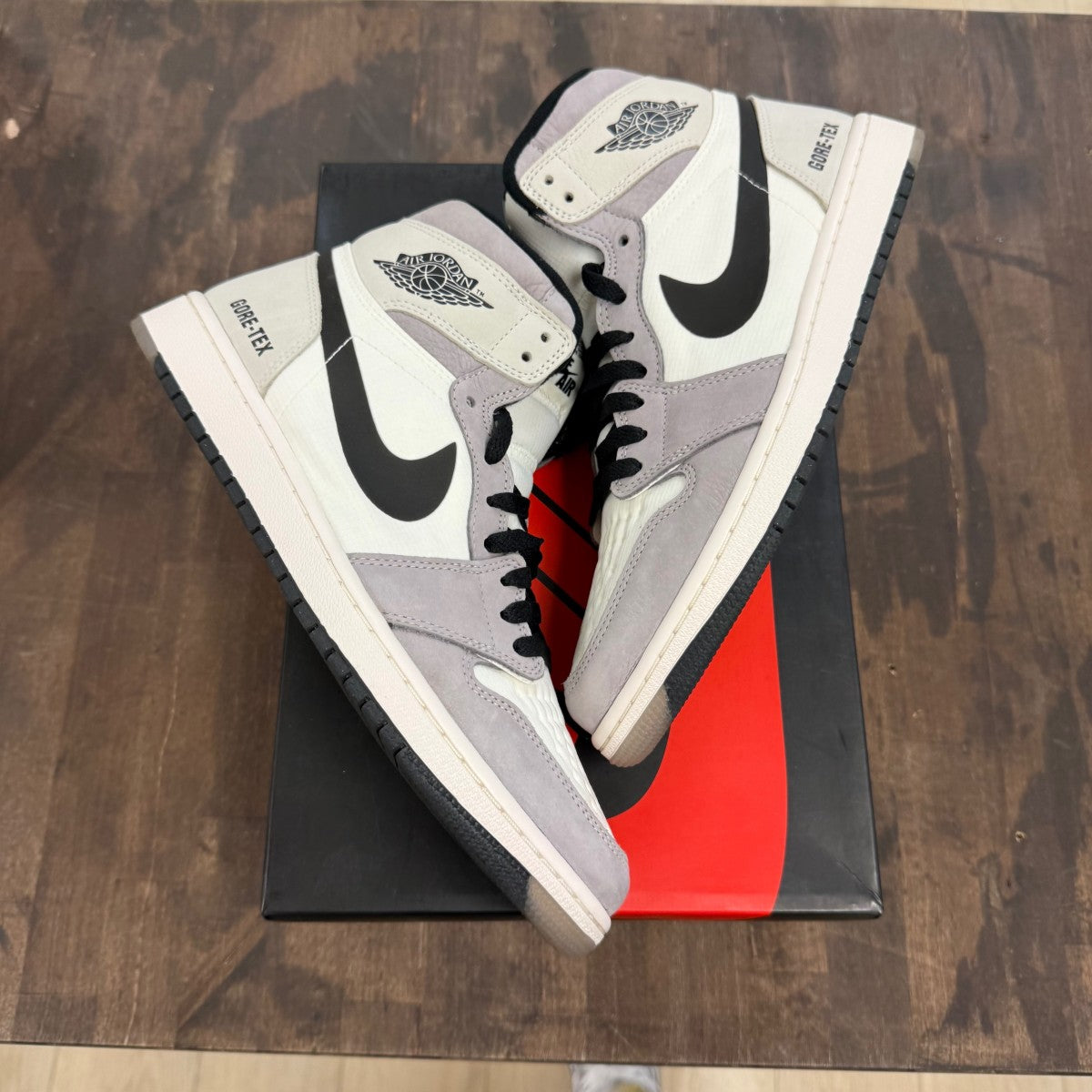 Jordan 1 Retro High Element Gore-Tex Light Bone - Image 1