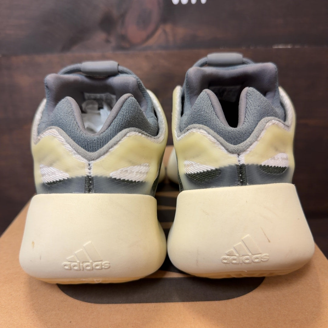 adidas Yeezy 700 V3 Fade Salt - Image 4