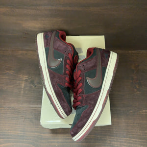Nike SB Dunk Low Riot Skateshop Size 11.5 (Pre-Owned)
