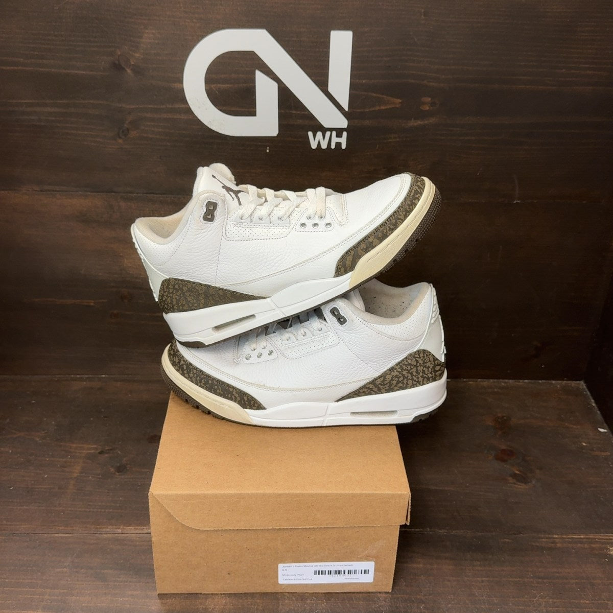 Jordan 3 Retro Mocha (2018) Size 9.5 (Pre-Owned) - Image 1