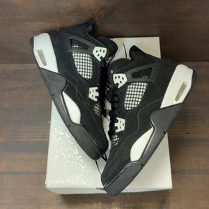 Jordan 4 Retro White Thunder (GS) Size 6.5Y (Pre-Owned) - back