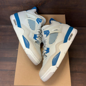 Jordan 4 Retro Military Blue (2024) (GS) Size 5.5Y (Pre-Owned) - Image 2