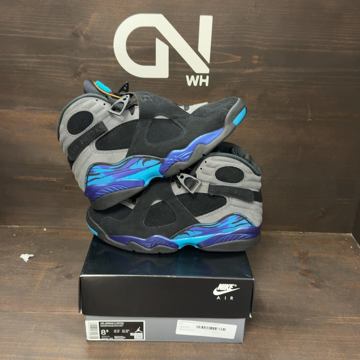 Jordan 8 Retro Aqua (2025) - Image 1
