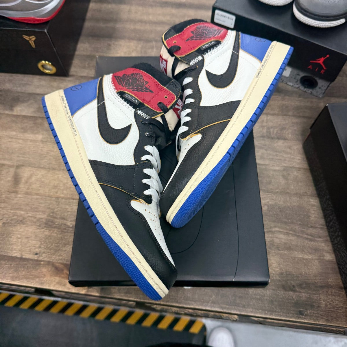 Jordan 1 Retro High OG SP Fragment x Union LA Varsity Red Sport Royal - Image 1
