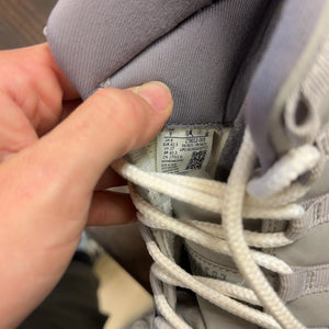Jordan 11 Retro Cool Grey (2021) Size 9 (Pre-Owned) - aux
