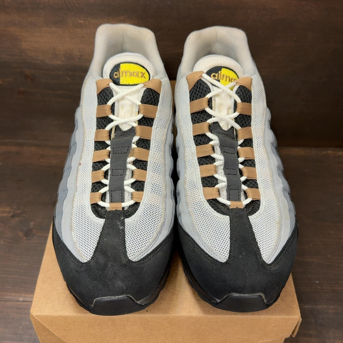Nike Air Max 95 Icons Yellow Strike Size 11 (Pre-Owned) - Image 3