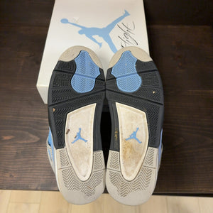 Jordan 4 Retro University Blue Size 11 (Pre-Owned)