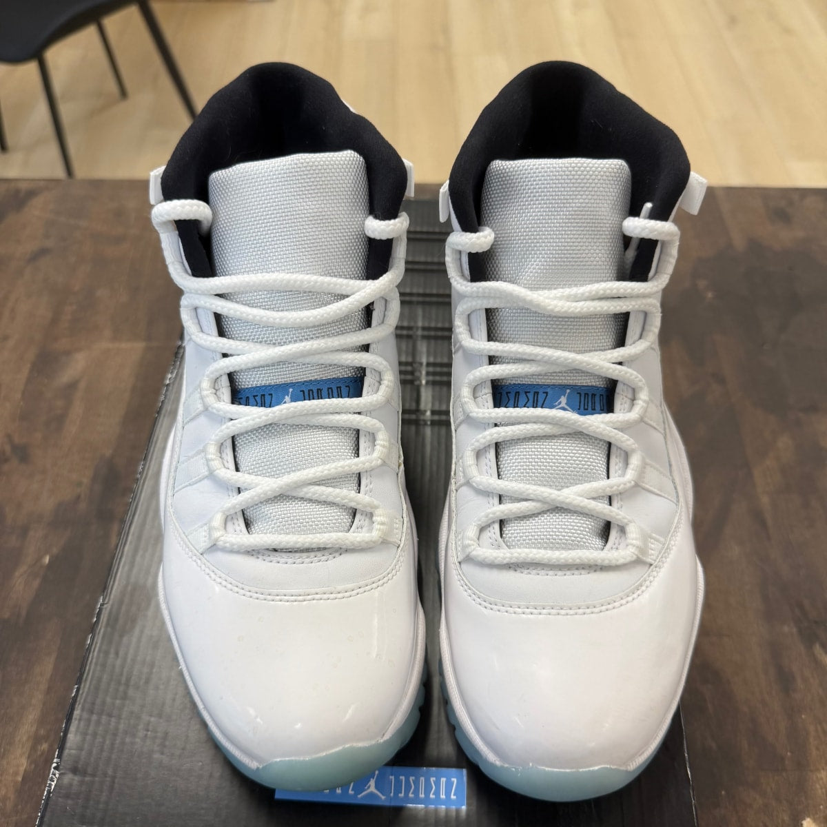 Jordan 11 Retro Legend Blue (2014) - Image 2