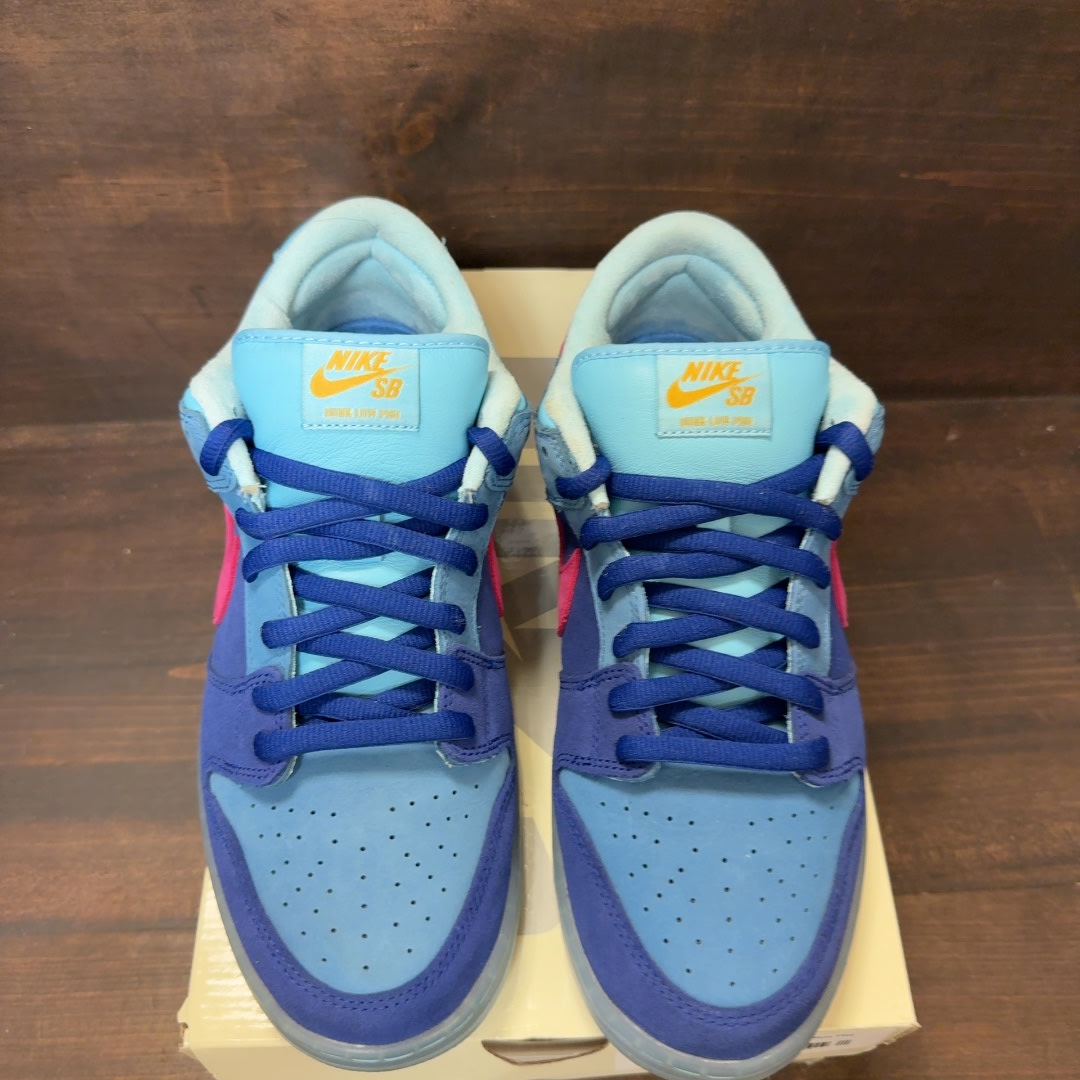 Nike SB Dunk Low Run The Jewels - Image 3