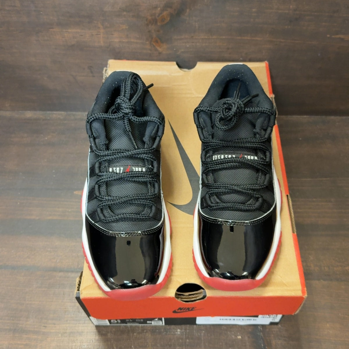 Jordan 11 Retro Low Bred (GS) (2025) - Image 3