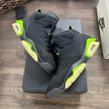 Jordan 6 Retro Electric Green Size 9 (Pre-Owned) - Image 1
