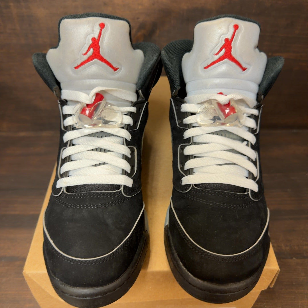 Jordan 5 Retro OG Black Metallic Reimagined (GS) Size 6.5Y (Pre-Owned) - Image 3