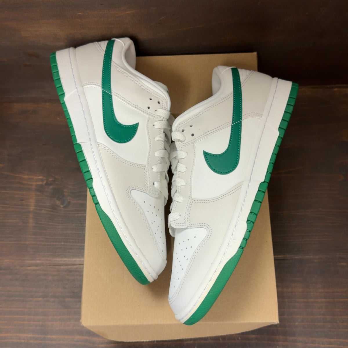 Nike Dunk Low Retro Summit White Malachite Size 11 - Image 2