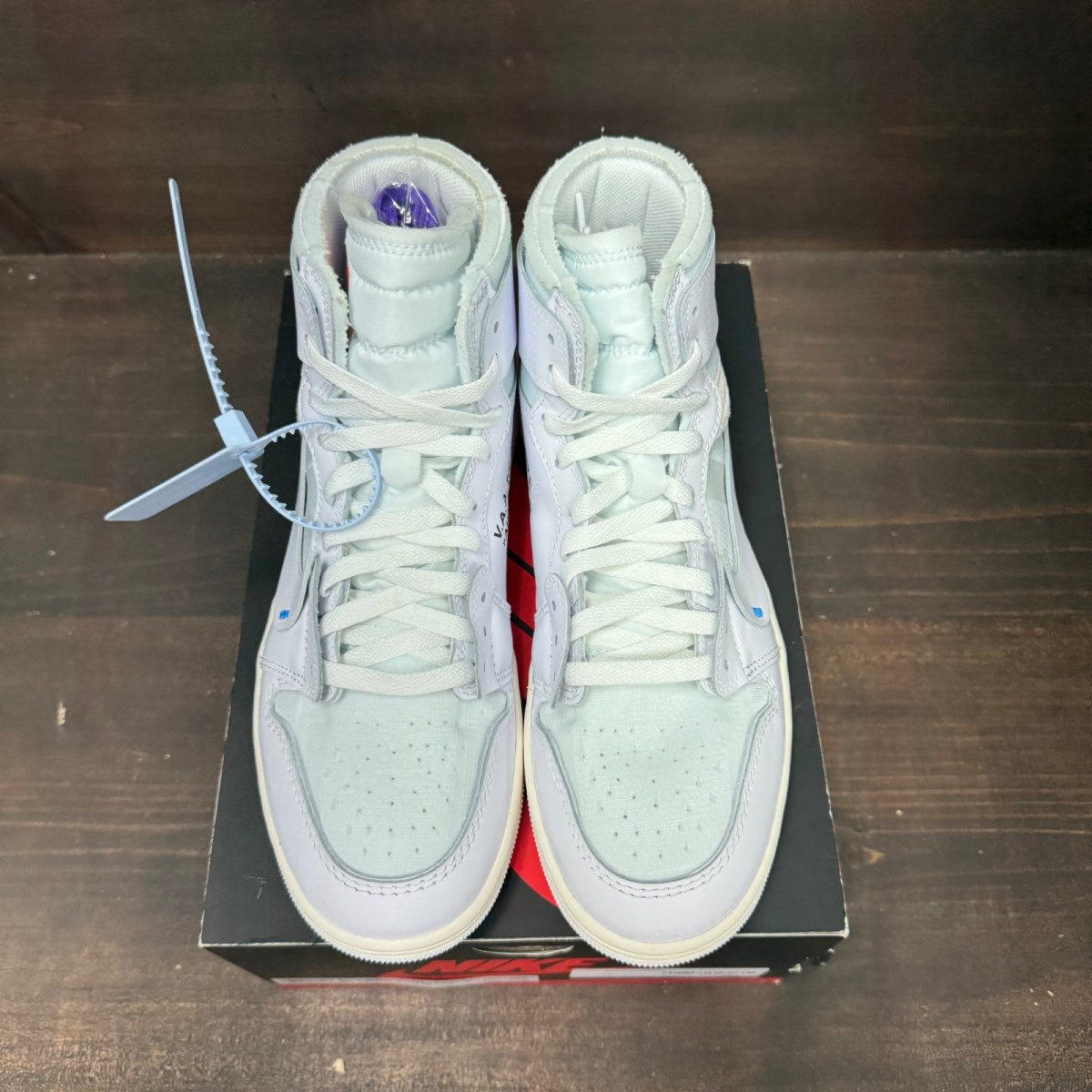 Jordan 1 Retro High Off-White Alaska - Image 3